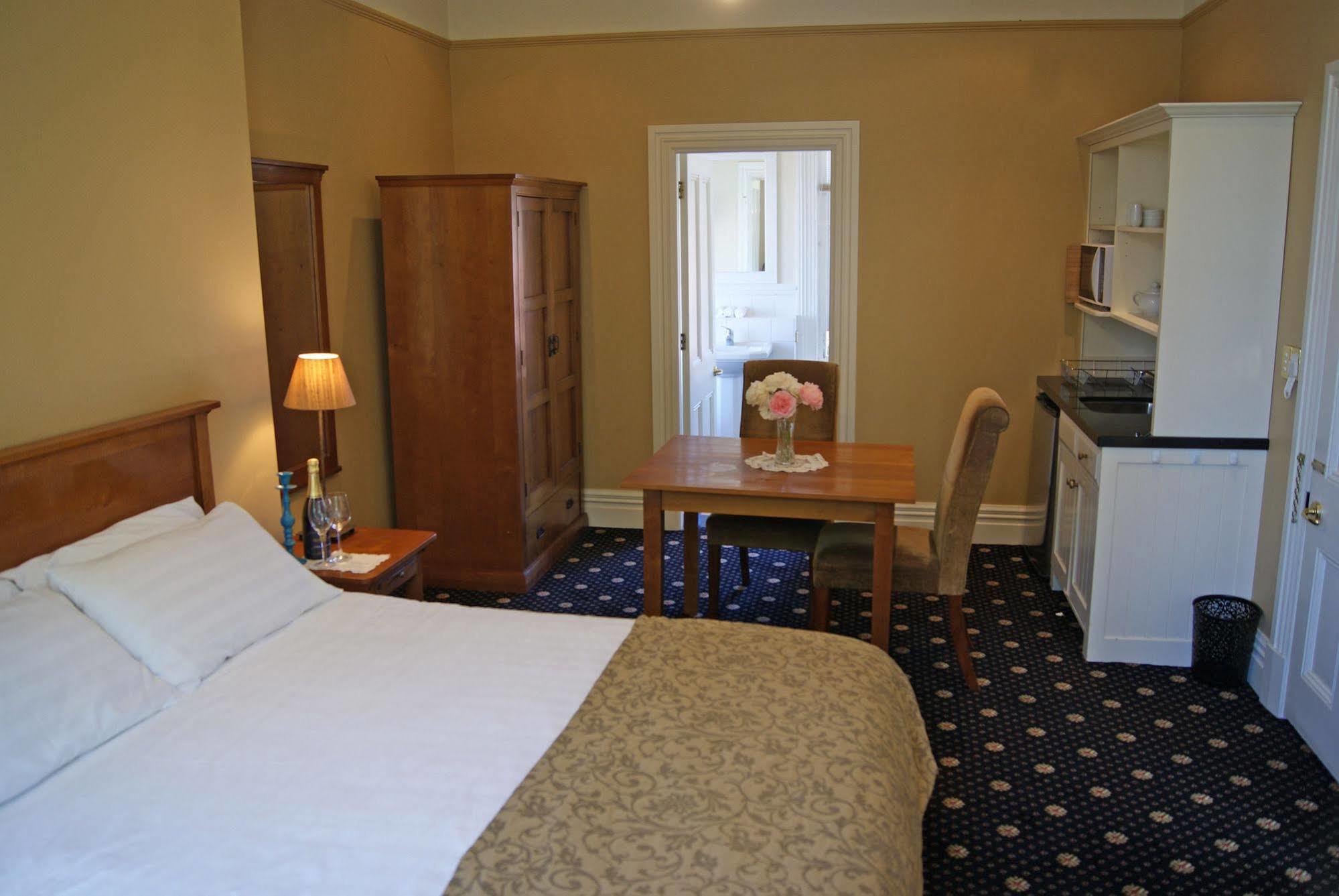 Highland House Boutique Hotel Дюндин Екстериор снимка