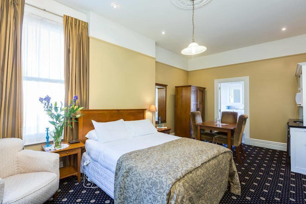 Highland House Boutique Hotel Дюндин Екстериор снимка